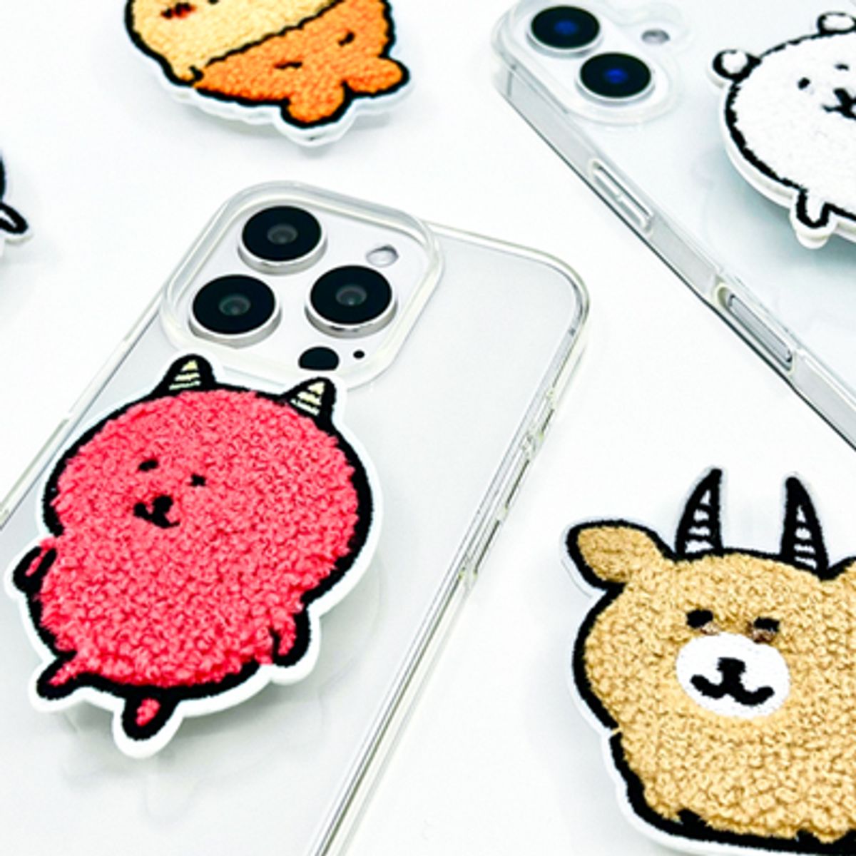 에잇클로드(8CLOTHE) 담곰이 농담곰 그립 톡 맥세이프 스마트톡 귀여운 캐릭터 곰돌이