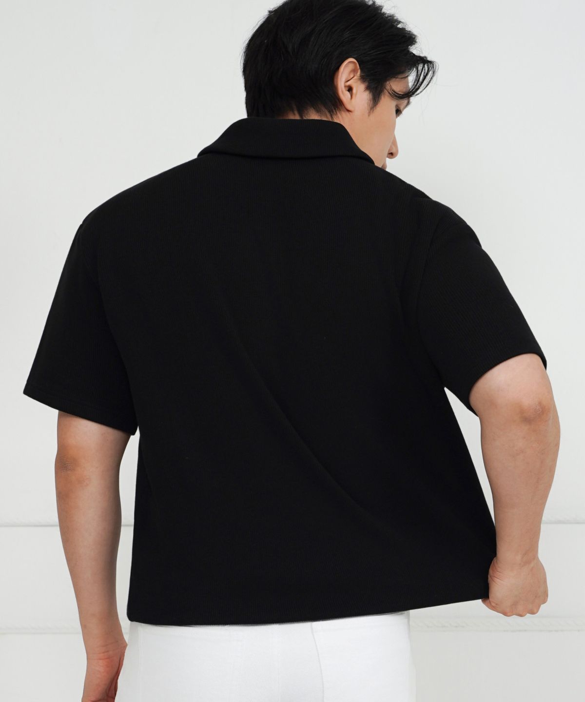 디바라(DIBALA) 자동넣입 페이크 드랍 오버핏 반집업 카라티 반팔 티셔츠