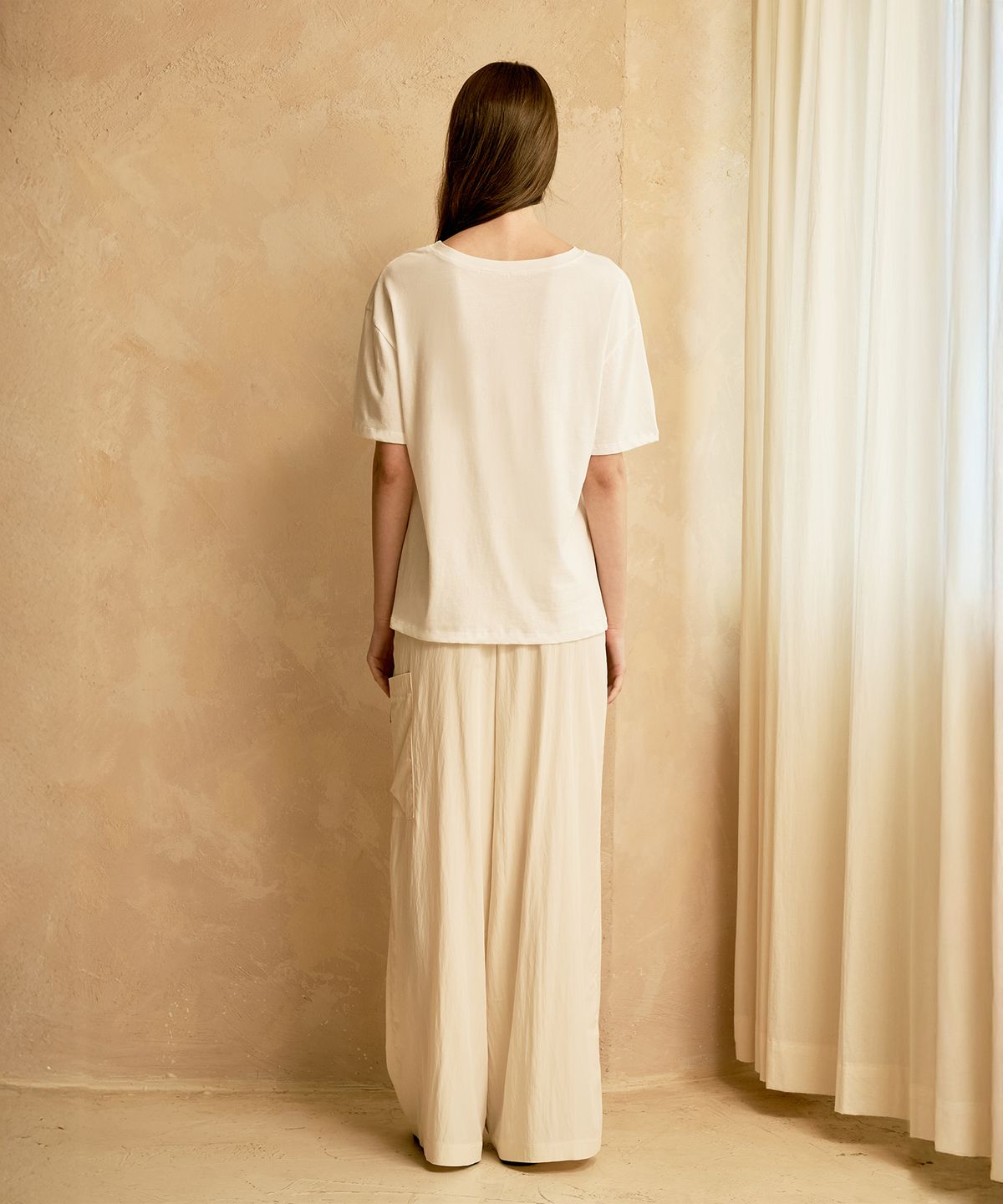 리 더블유(REW) SANDY T-SHIRT (WHITE)