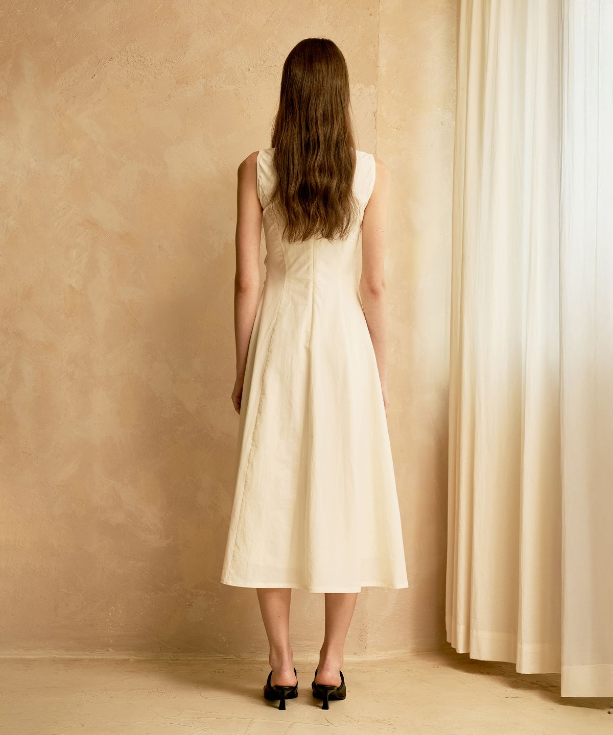 리 더블유(REW) NYLON VACANCE DRESS (IVORY)