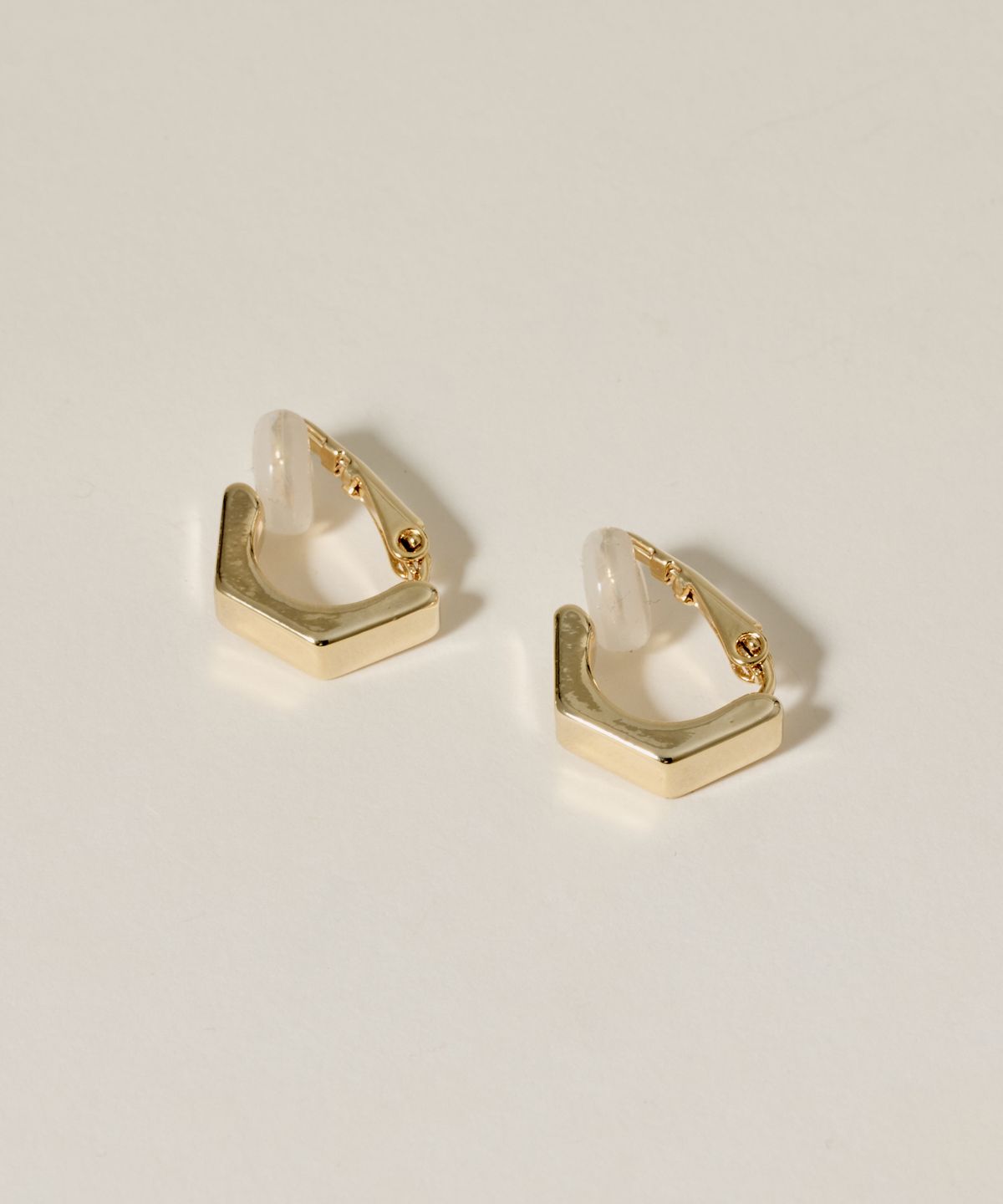 노비스도쿄(NOVICE TOKYO) 헥사곤 후프 이어링 Hexagon hoop earring / Gold
