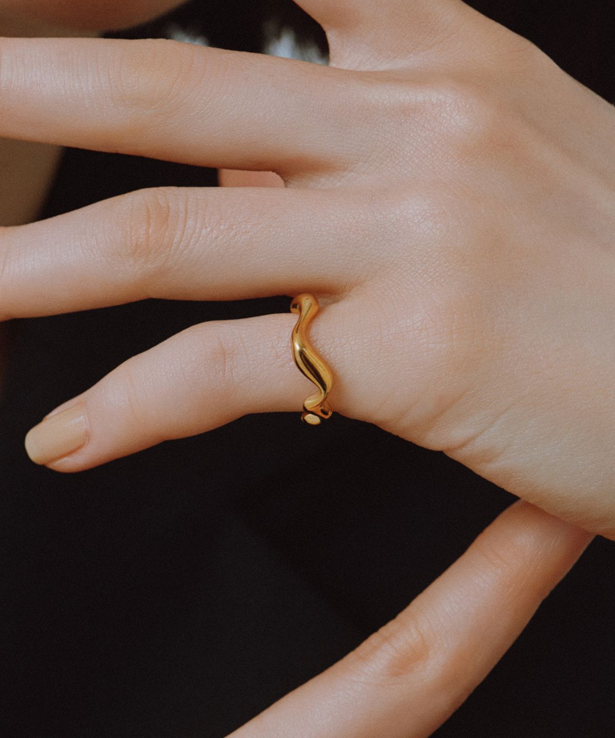 노비스도쿄(NOVICE TOKYO) 라바 핑키 링 Lava Pinky Ring［Stainless］/ Gold
