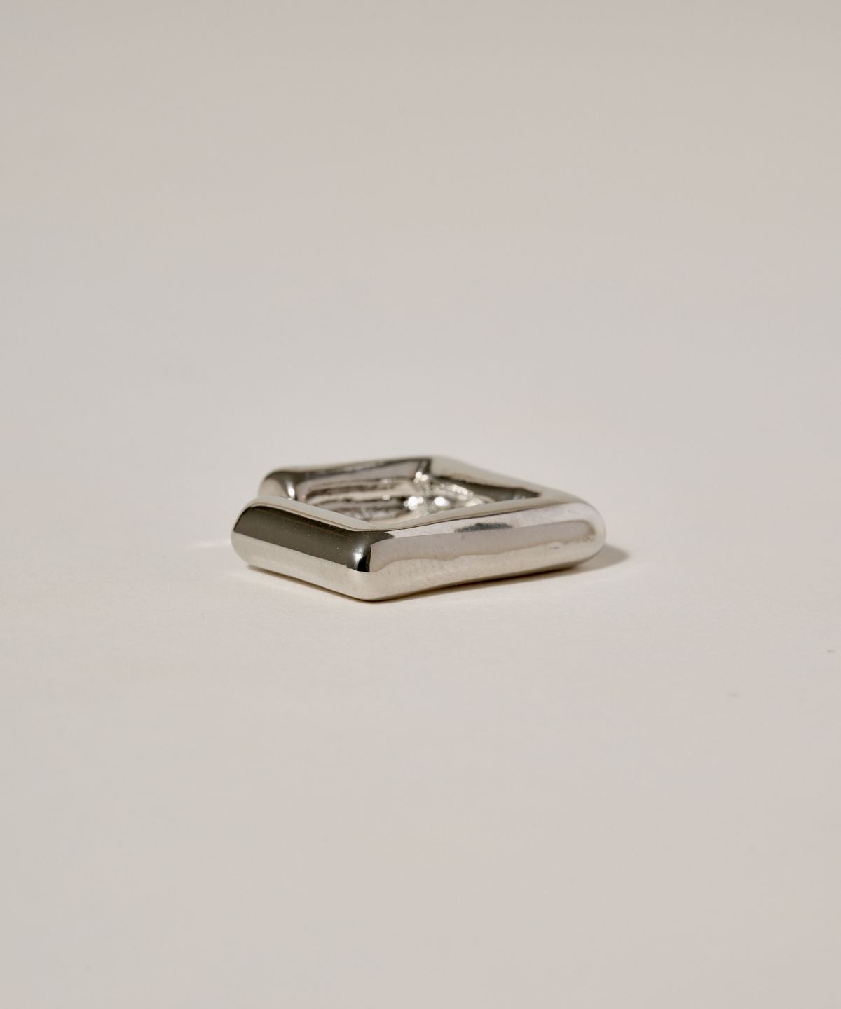 노비스도쿄(NOVICE TOKYO) 스트로 이어 커프 Straw Ear Cuff / Silver