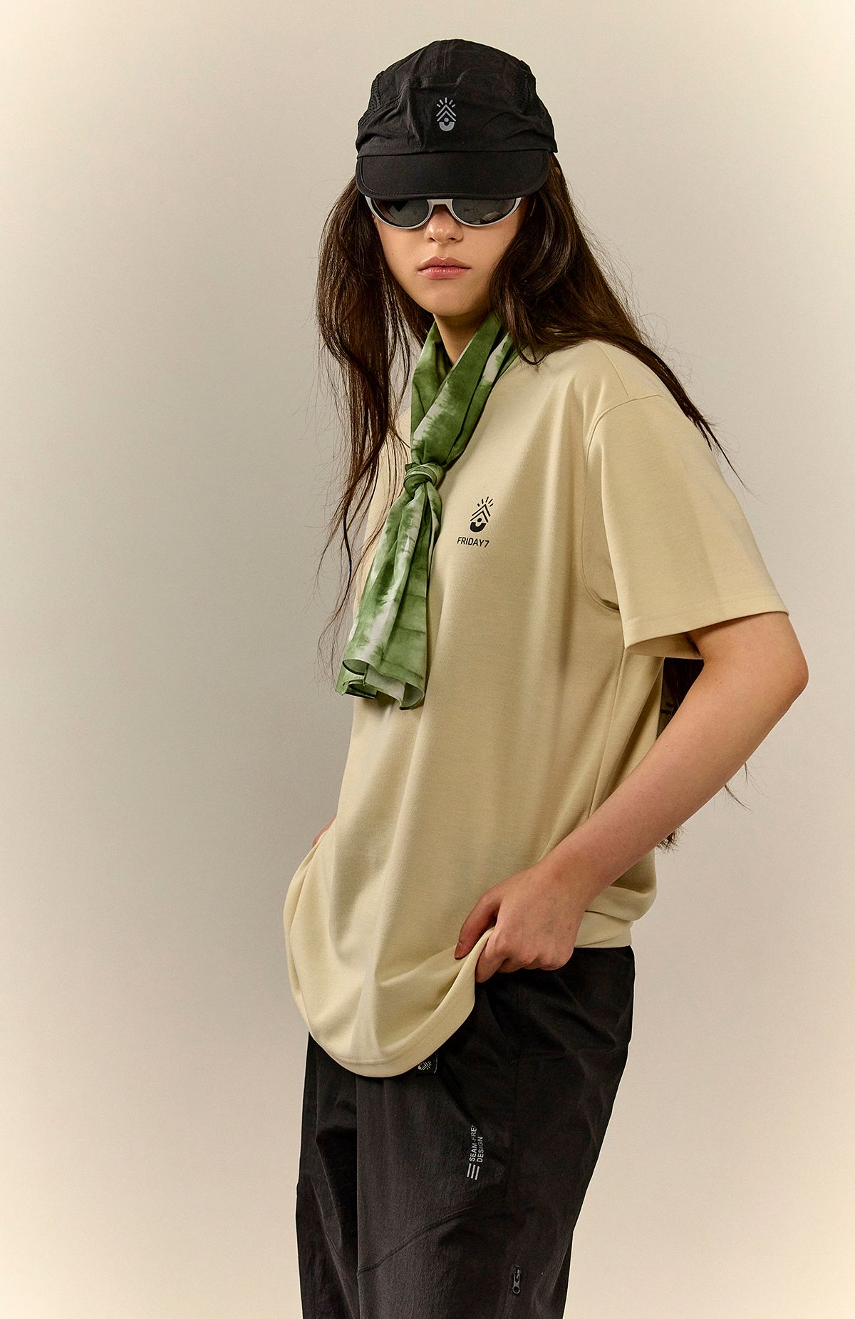 프라이데이세븐(FRIDAYSEVEN) 쿨쉴드 릴렉스 Layer7 coolshield ss beige