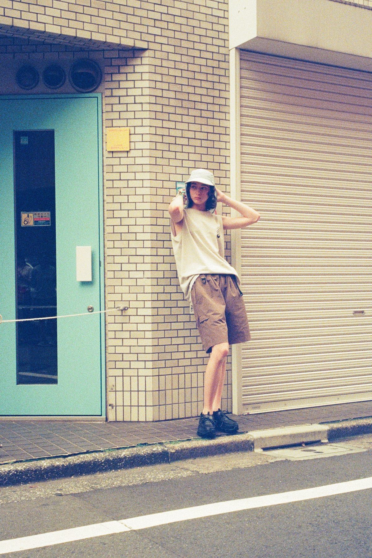 프라이데이세븐(FRIDAYSEVEN) 쇼츠 gaia short pants brown