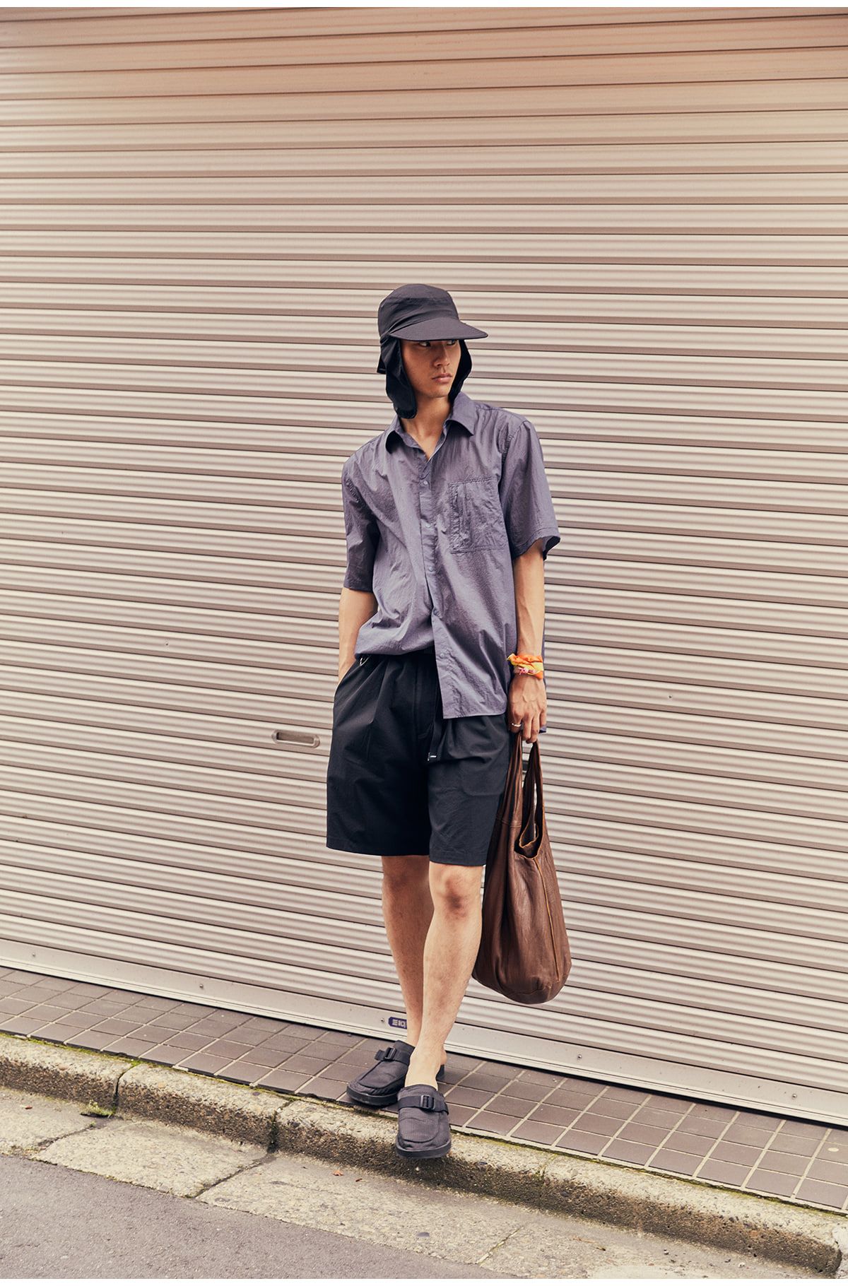 프라이데이세븐(FRIDAYSEVEN) 쇼츠 gaia short pants black