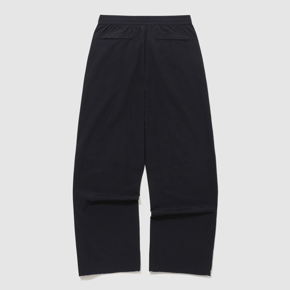 엄브로(UMBRO) 클래식 우븐 스트레이트 팬츠 블랙(UQ323CPT93)