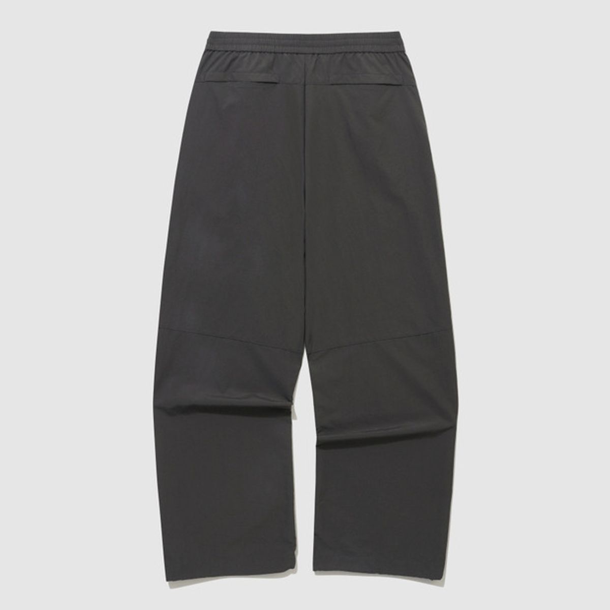 엄브로(UMBRO) 클래식 우븐 스트레이트 팬츠 차콜(UQ323CPT93)
