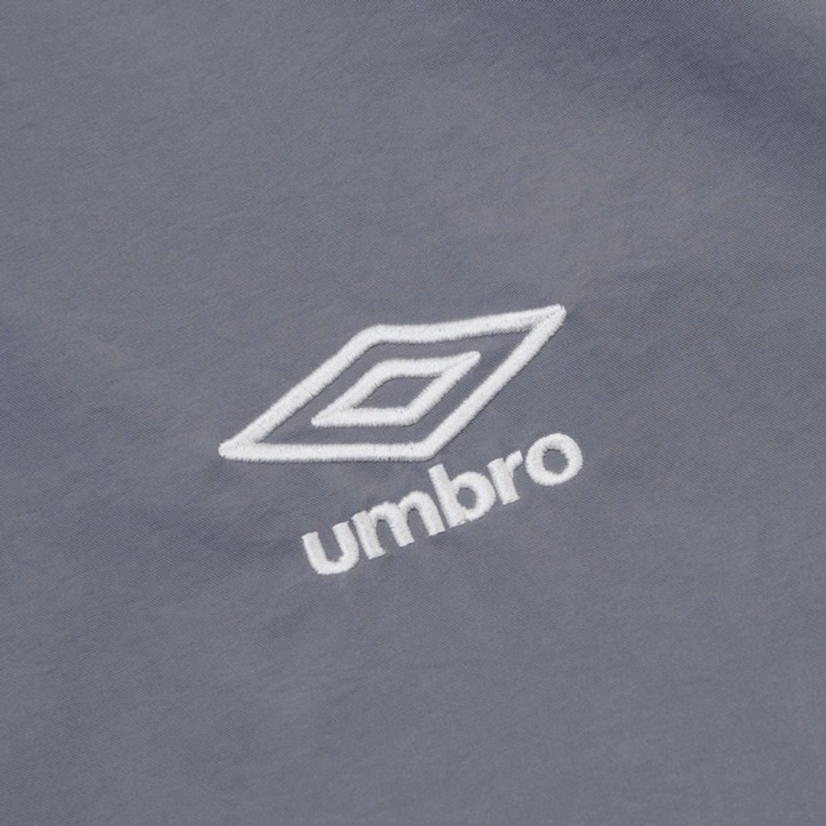 엄브로(UMBRO) 클래식 긴팔 피스테 차콜(UQ321CWT94)
