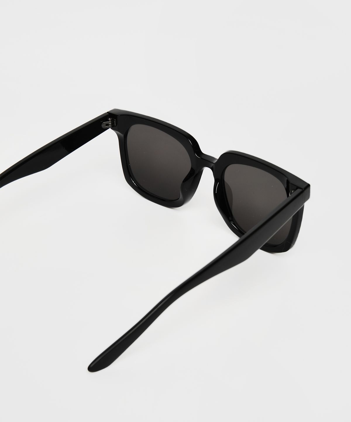 투큐브(2CUBE) Plastic Love Sunglasses
