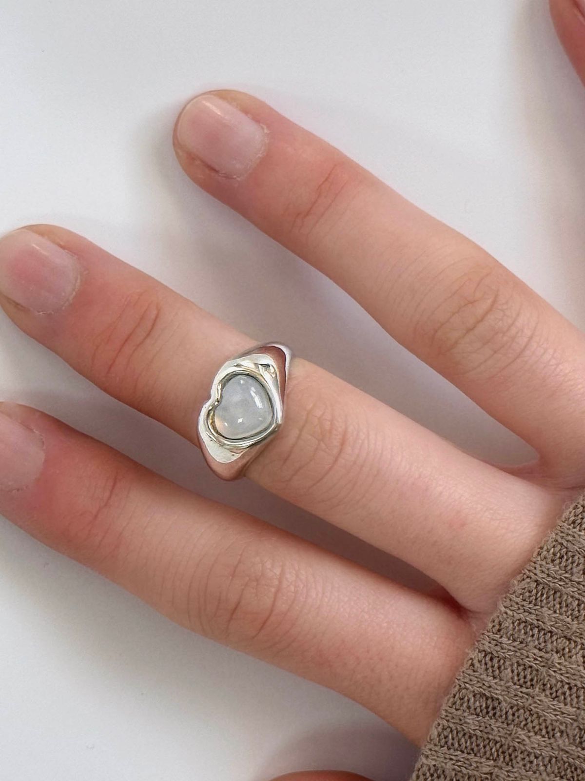러브트릭스(LOVETRIX) Silver925 Heart blue stone ring