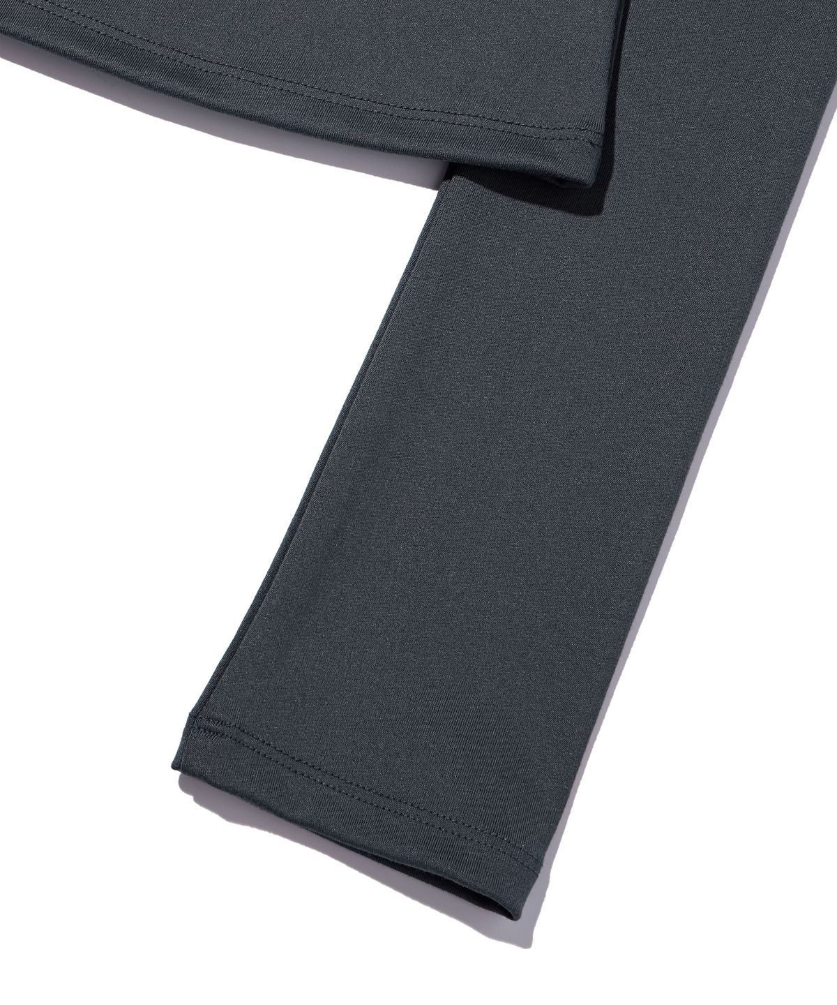 유희(YOUHEE) BASIC BOAT NECK LONG SLEEVE CHARCOAL