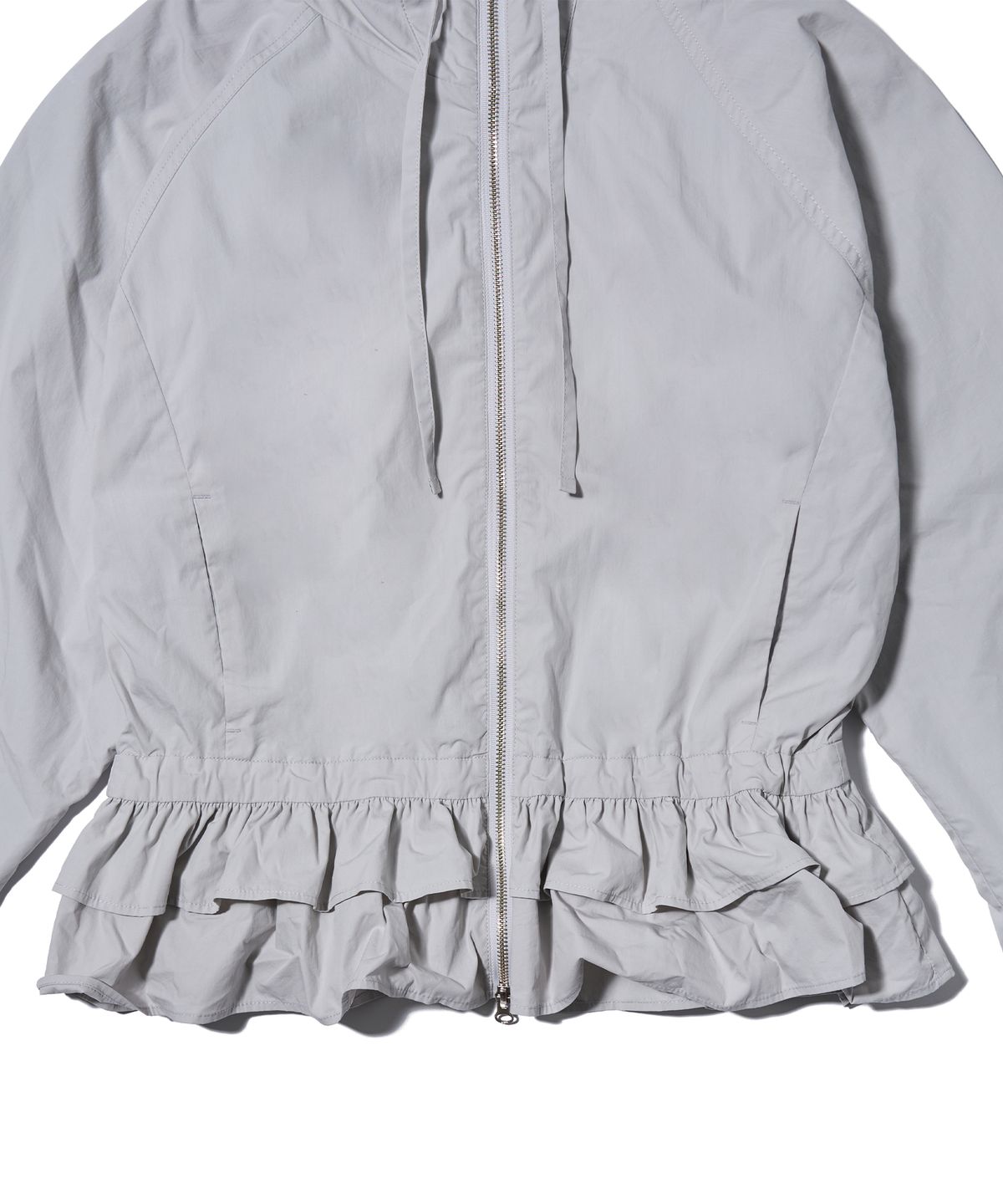 유희(YOUHEE) RUFFLE DETAILED WINDBREAKER GREY