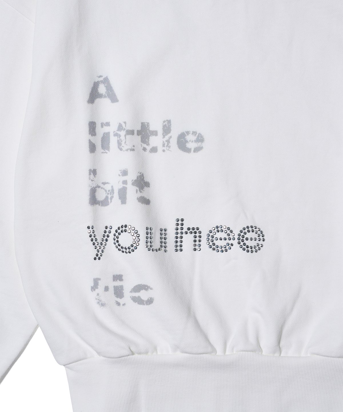 유희(YOUHEE) YOUHEETIC HOTFIX OFF-SHOULDER SWEATSHIRTS WHITE