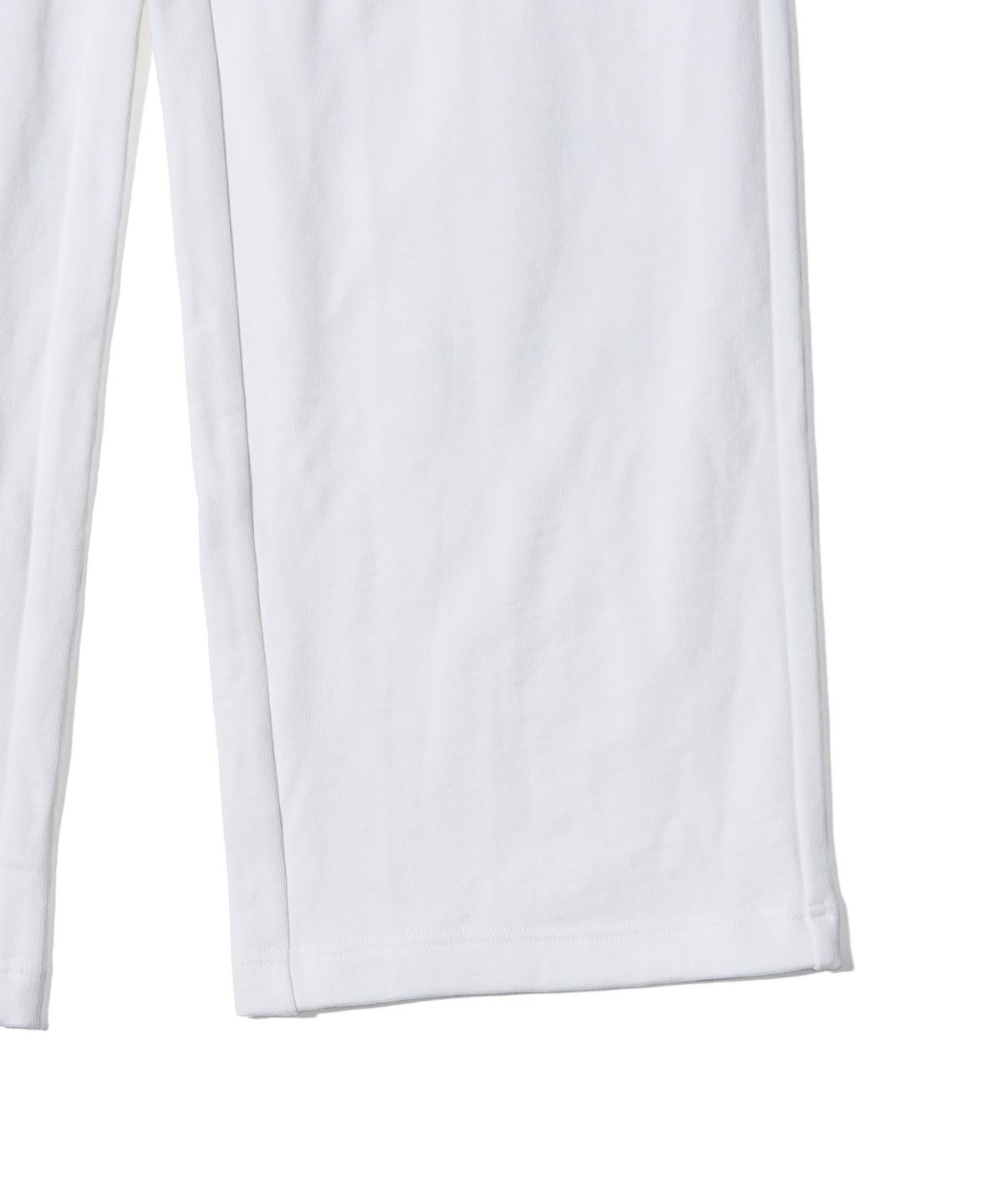 유희(YOUHEE) YOUHEETIC HOTFIX SWEATPANTS WHITE