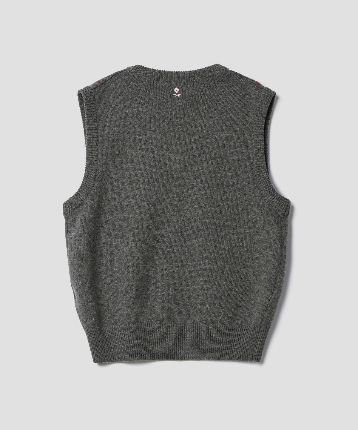 튜드먼트(TTUDEMENT) MUTED ARGYLE VEST CHARCOAL