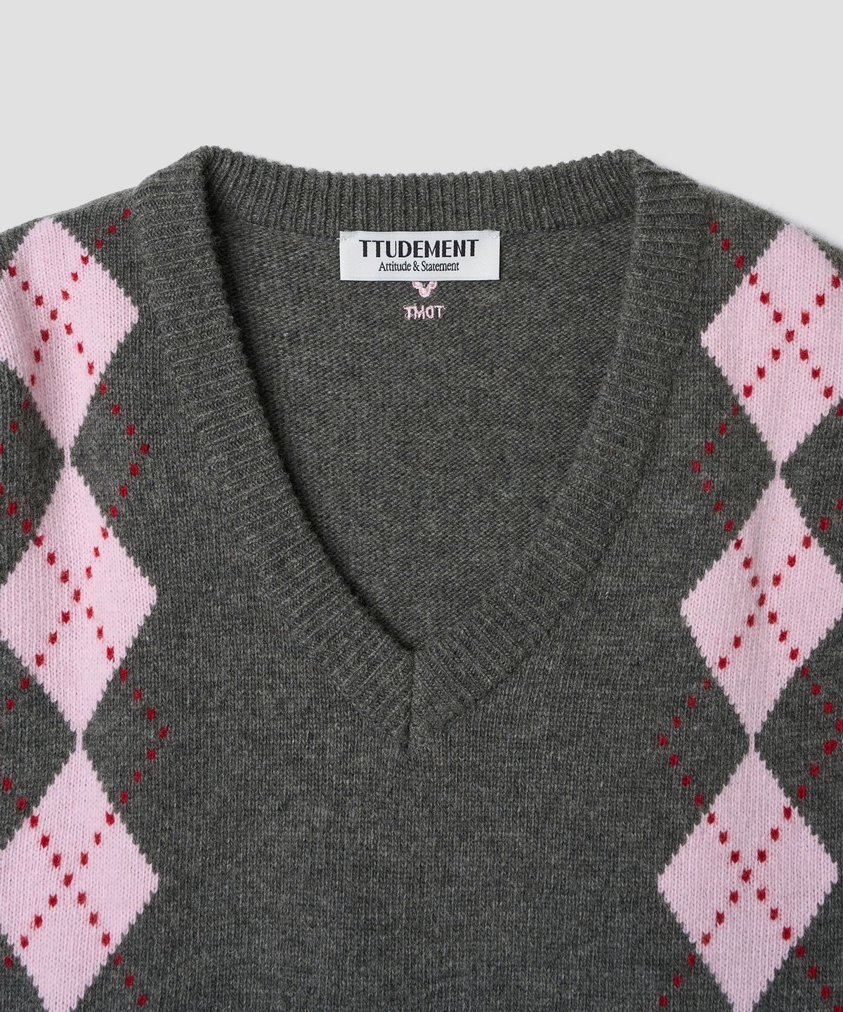 튜드먼트(TTUDEMENT) MUTED ARGYLE VEST CHARCOAL