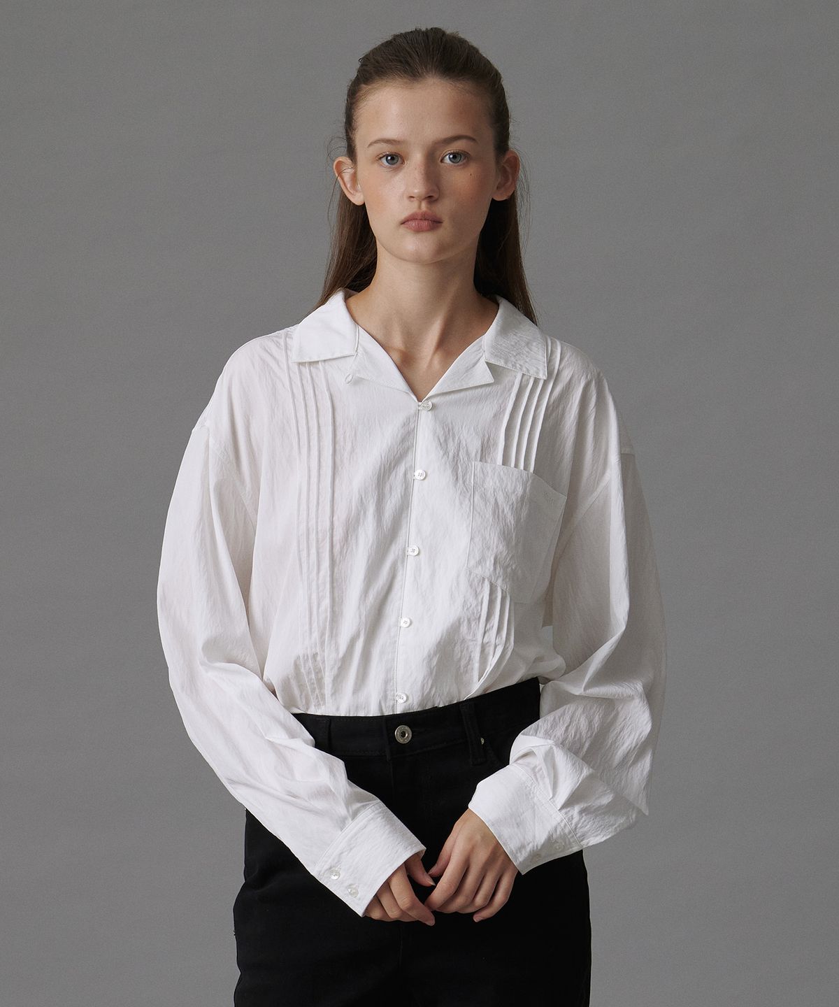 튜드먼트(TTUDEMENT) PINTUCK BLOUSE IVORY