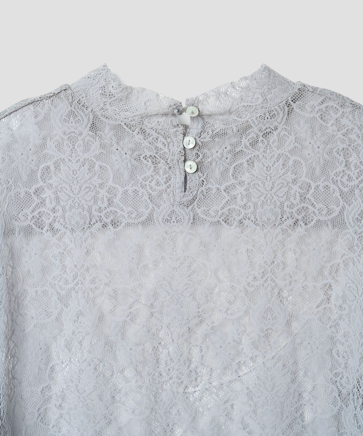 튜드먼트(TTUDEMENT) HIGH NECK LACE SHEER TOP LIGHT GREY