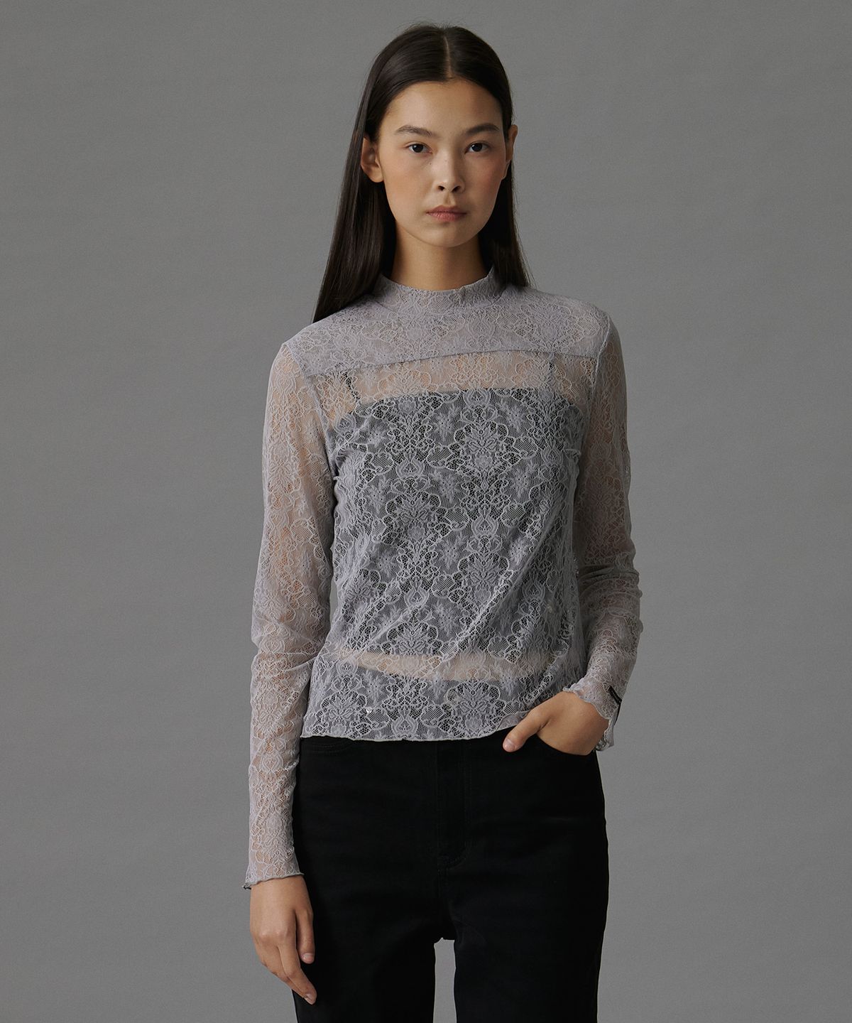 튜드먼트(TTUDEMENT) HIGH NECK LACE SHEER TOP LIGHT GREY