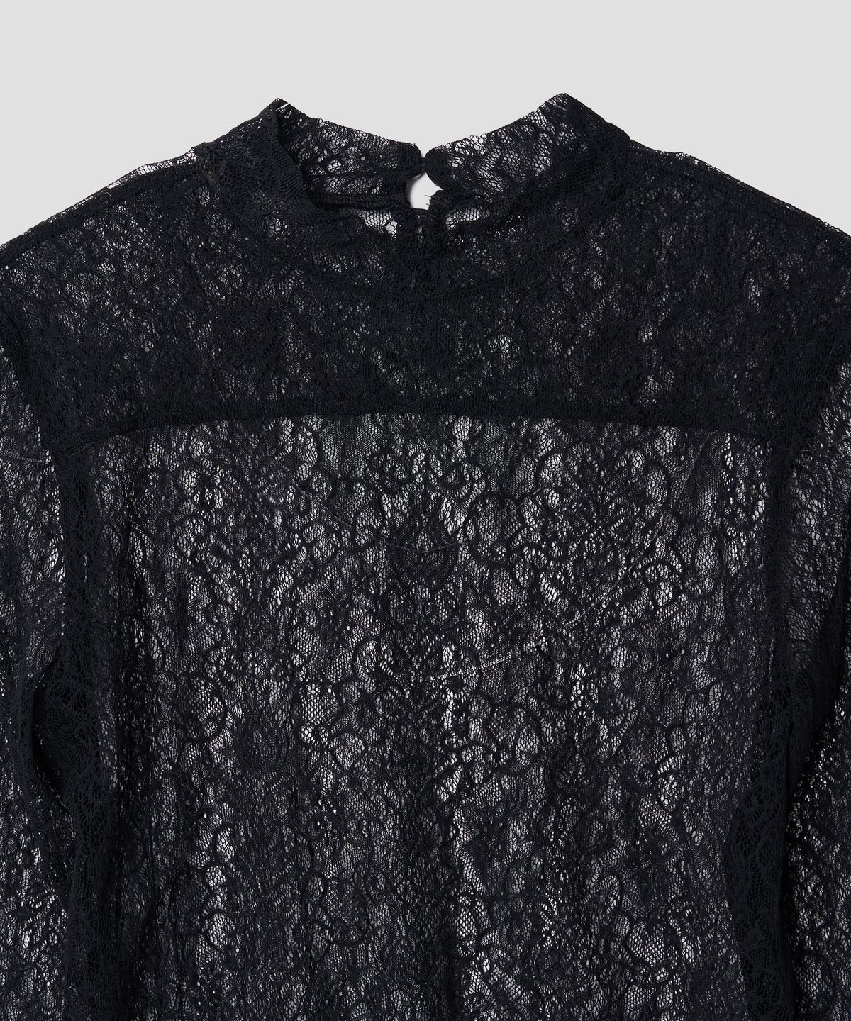 튜드먼트(TTUDEMENT) HIGH NECK LACE SHEER TOP BLACK