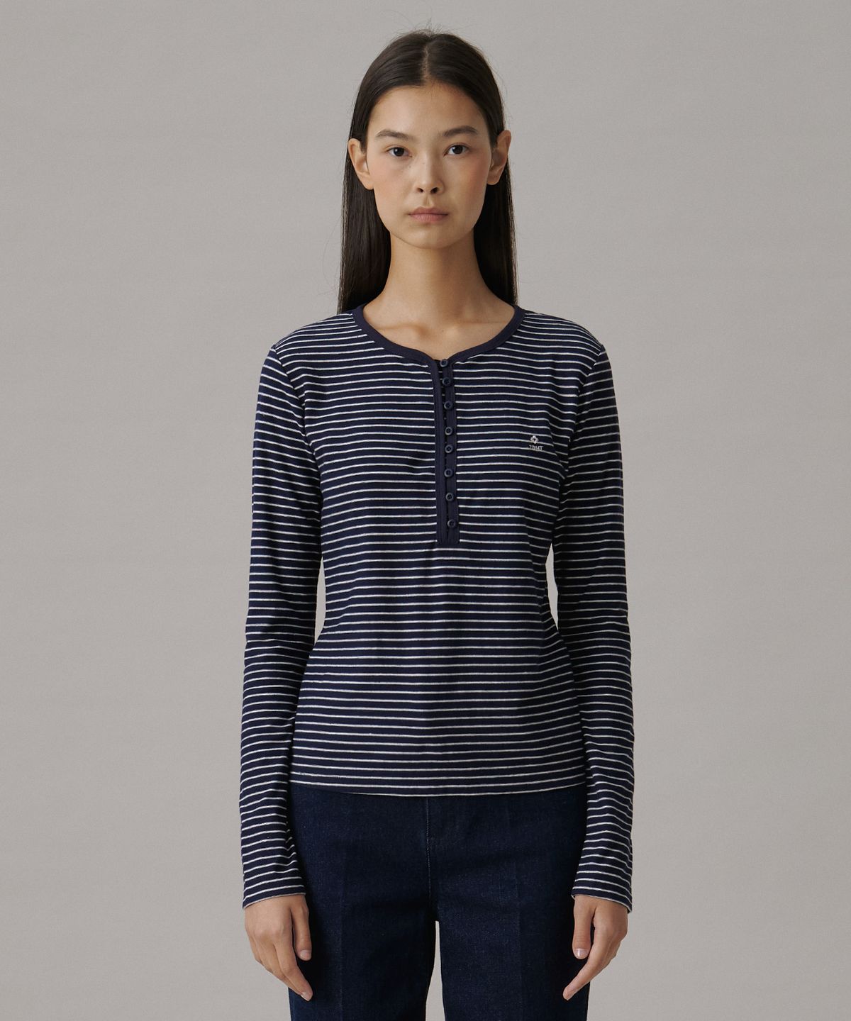 튜드먼트(TTUDEMENT) STRIPE HENLEY T-SHIRT_NAVY