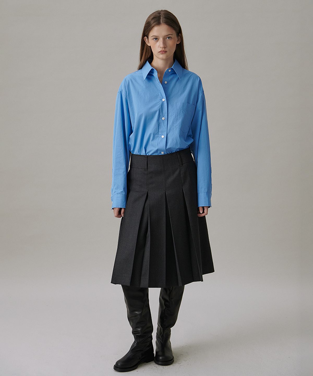 튜드먼트(TTUDEMENT) BOX PLEATS MIDI SKIRT_CHARCOAL