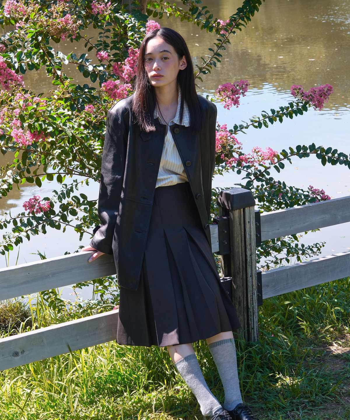 튜드먼트(TTUDEMENT) BOX PLEATS MIDI SKIRT_BROWN