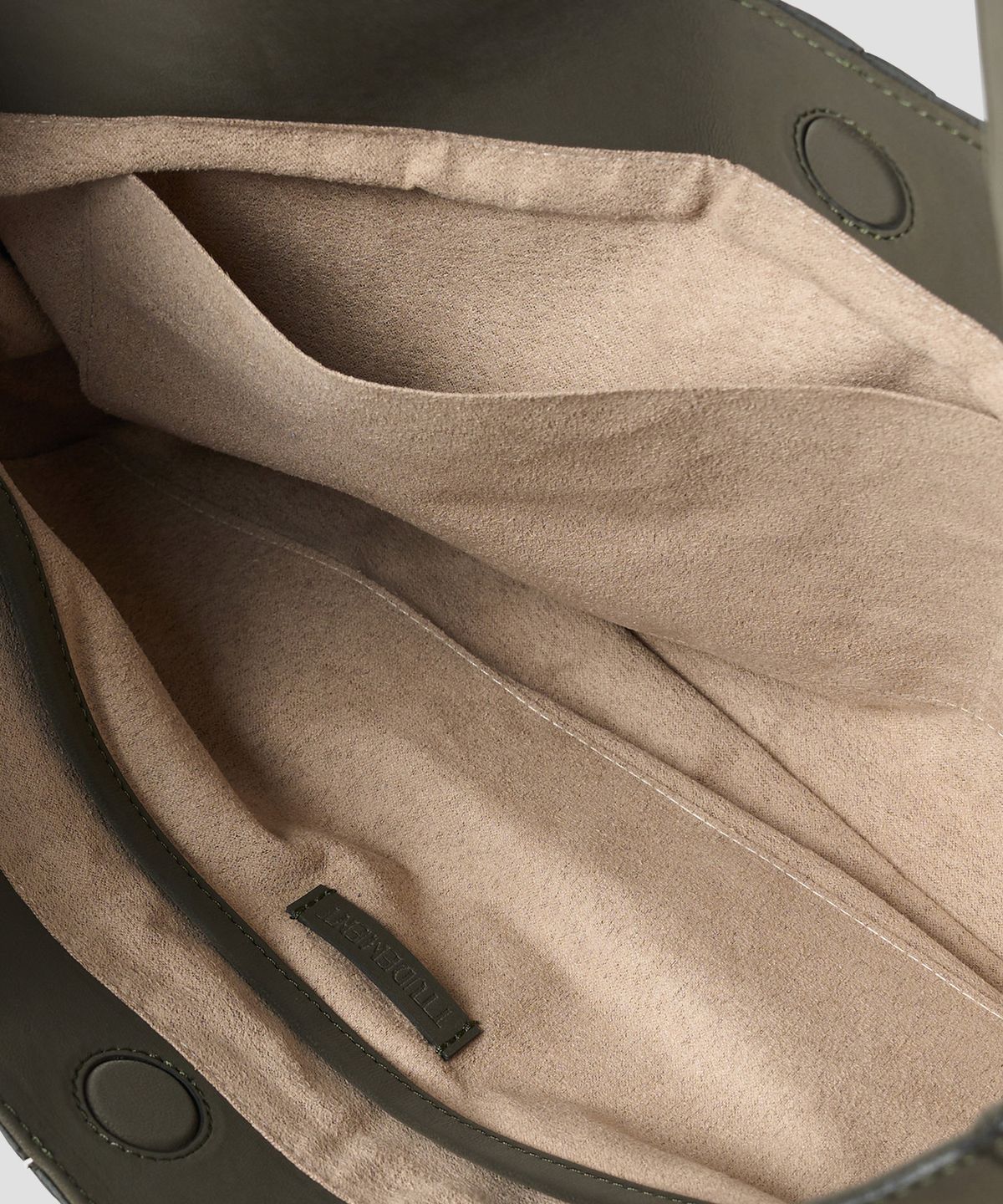 튜드먼트(TTUDEMENT) 60s OVAL HANDLE POCKET BAG KHAKI