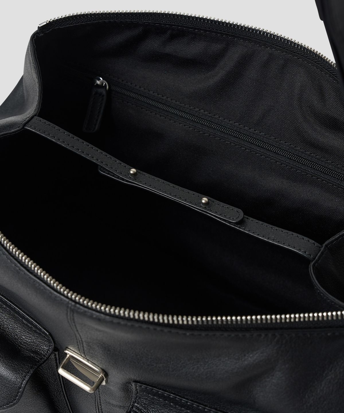 튜드먼트(TTUDEMENT) FLAP POCKET SATCHEL BAG BLACK