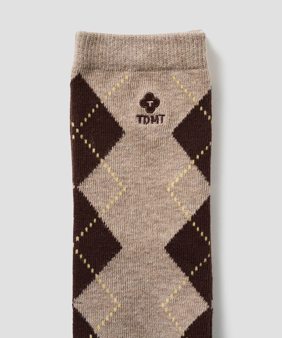 튜드먼트(TTUDEMENT) ARGYLE PATTERN SOCKS BEIGE