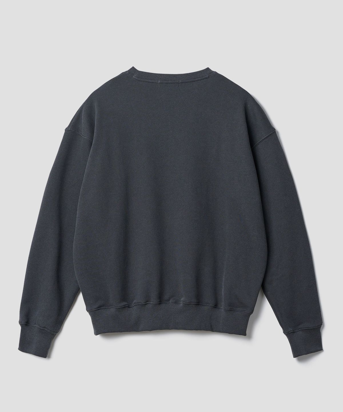 튜드먼트(TTUDEMENT) VINTAGE OVERFIT GRAPHIC SWEATSHIRT_CHARCOAL