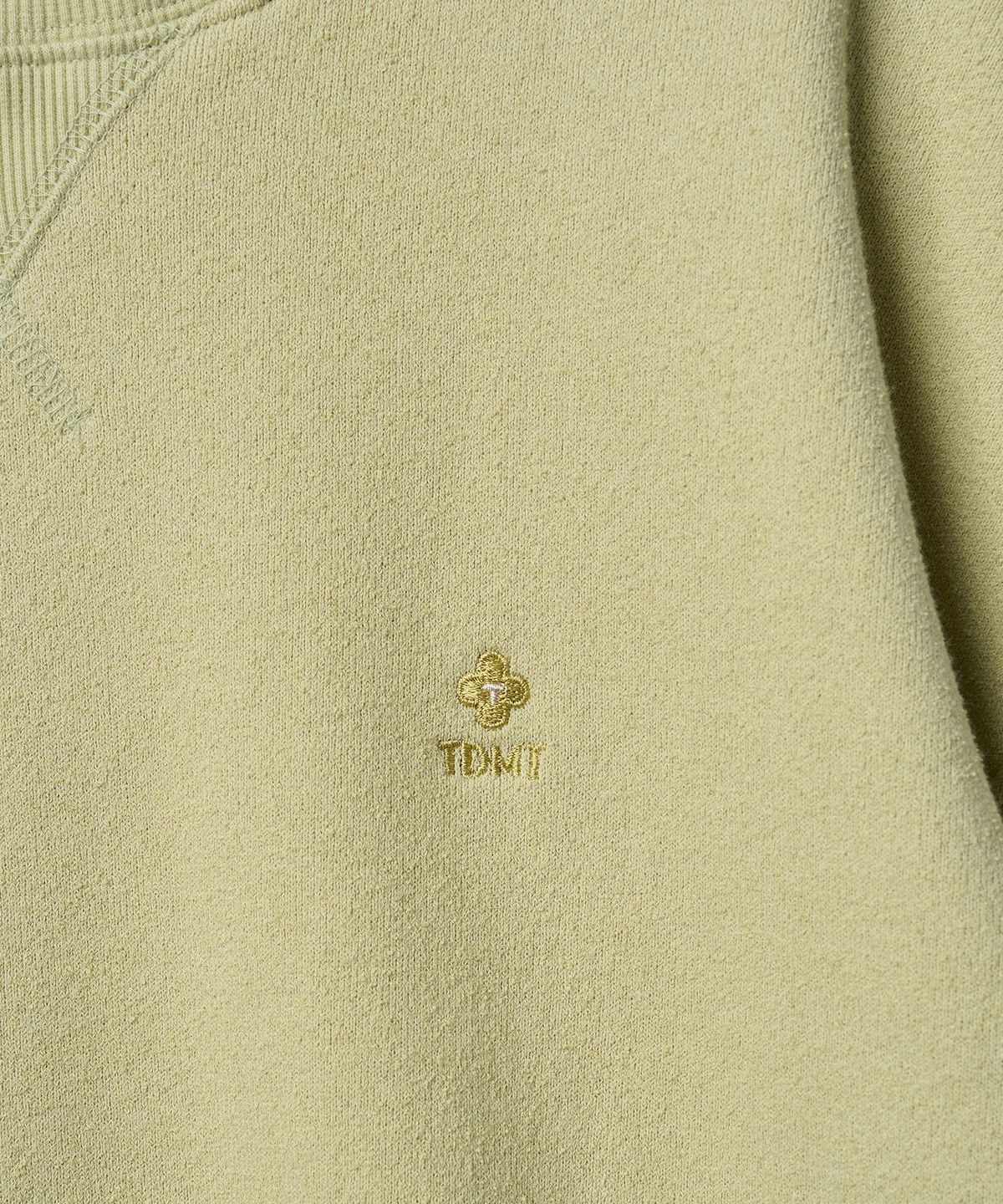 튜드먼트(TTUDEMENT) CLOVER BOUCLE SWEATSHIRT APPLE GREEN