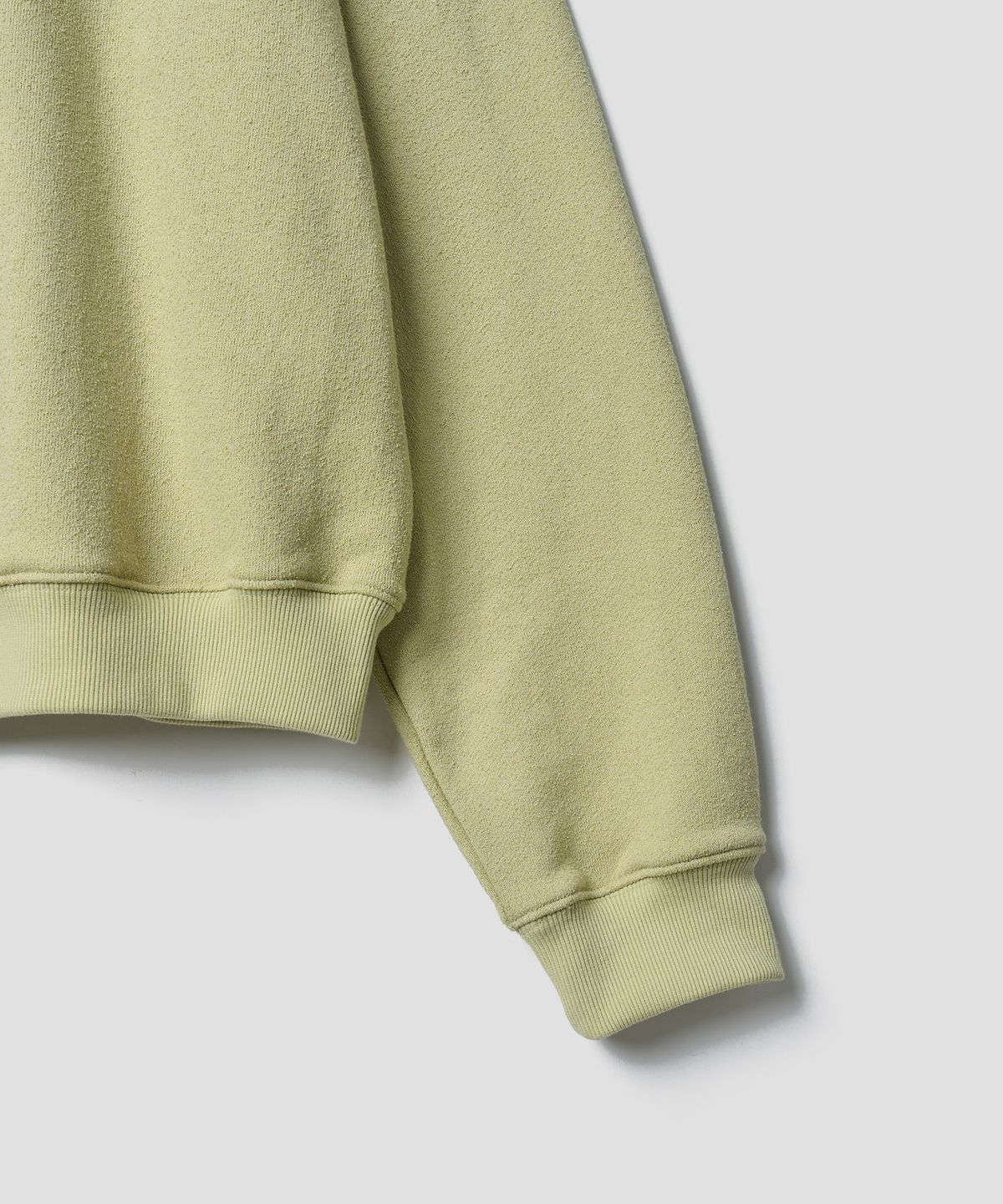 튜드먼트(TTUDEMENT) CLOVER BOUCLE SWEATSHIRT APPLE GREEN