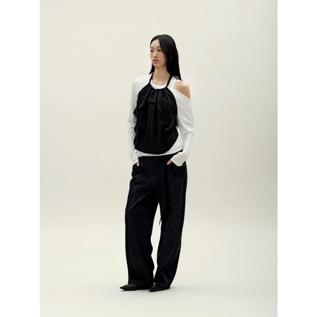 앙개(ANGGAE) Tulip Layering Top   Black