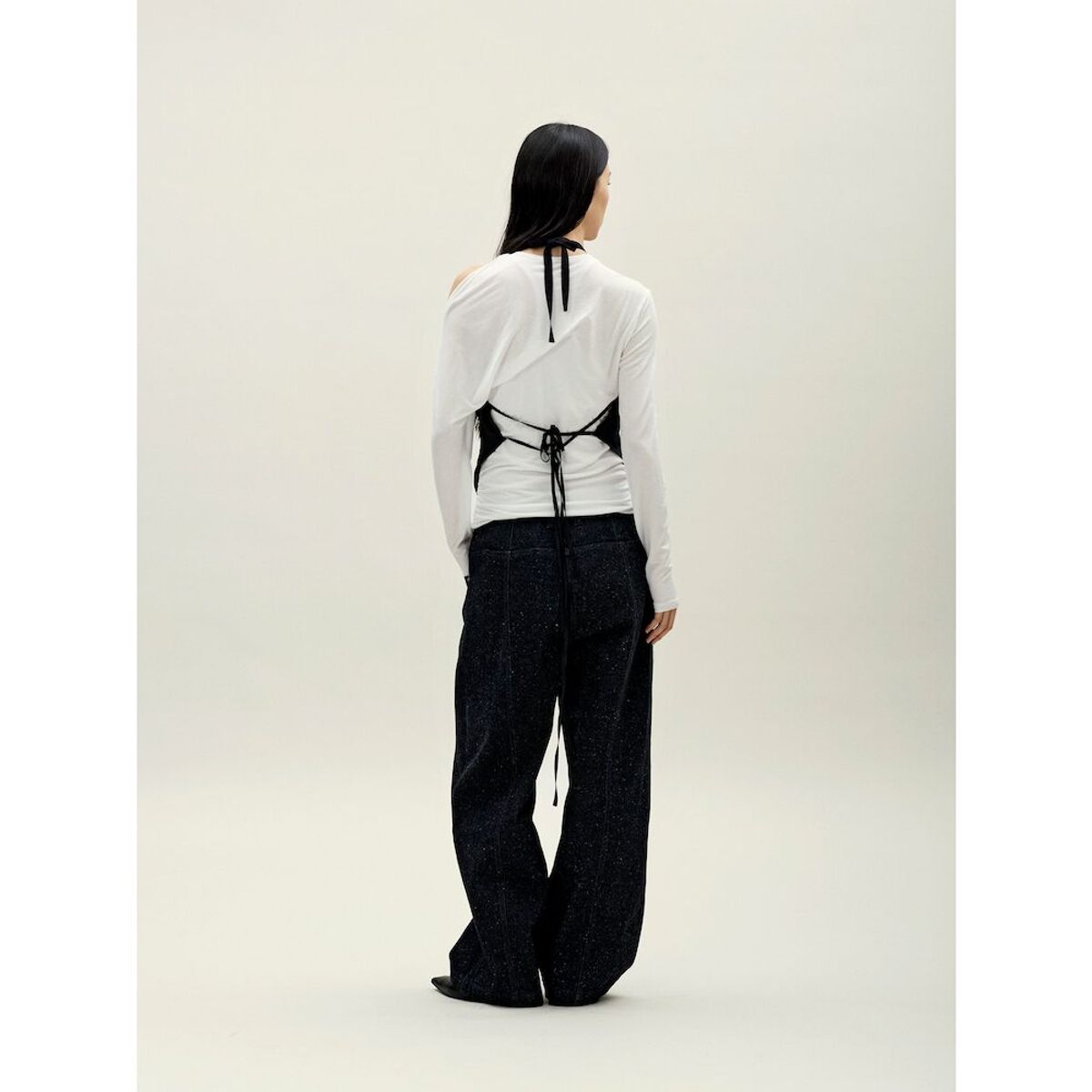 앙개(ANGGAE) Tulip Layering Top   Black