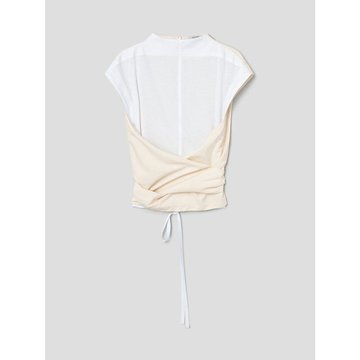 앙개(ANGGAE) Triangle Wrap TShirt   Ivory