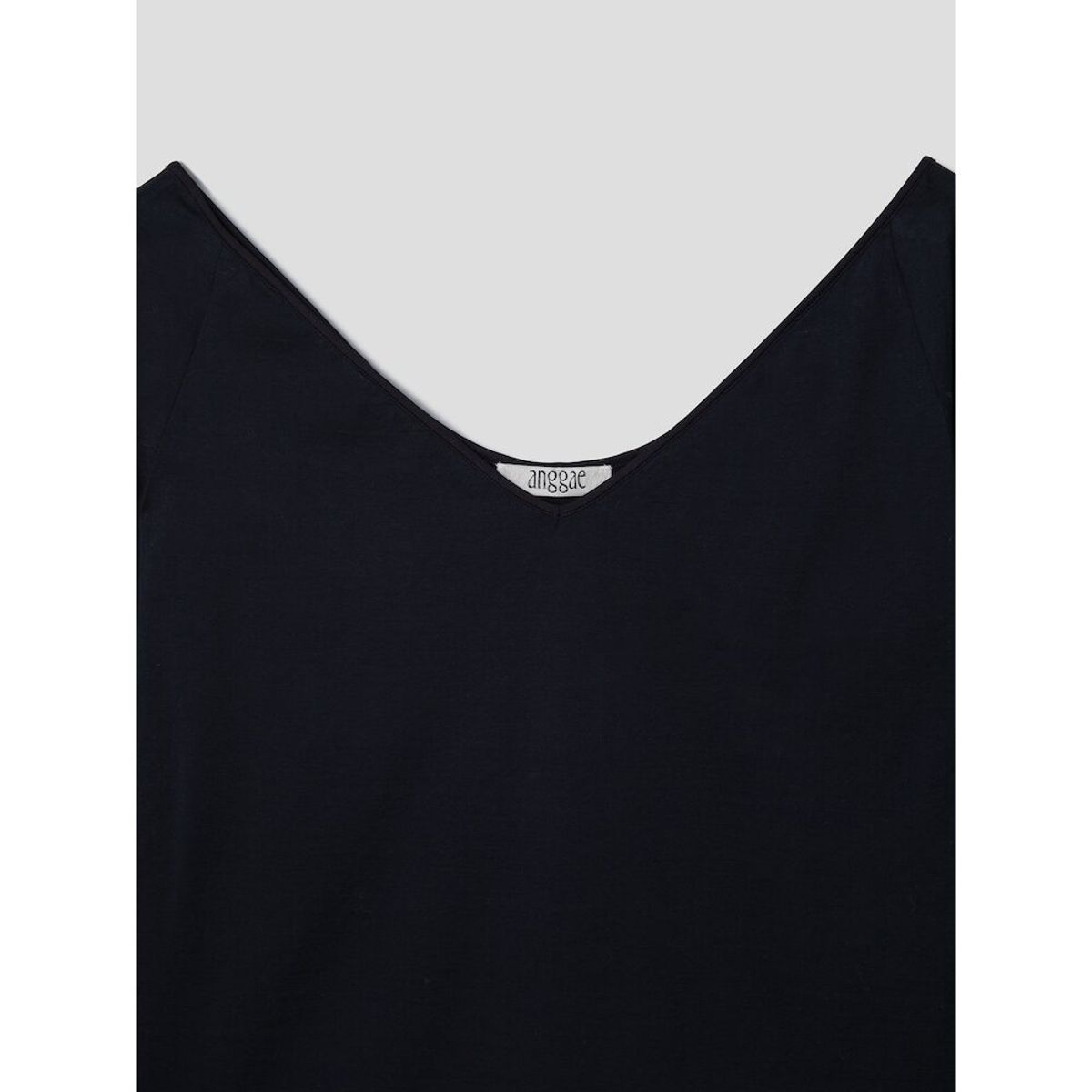 앙개(ANGGAE) Contrast Scoop Neck TShirt  Black
