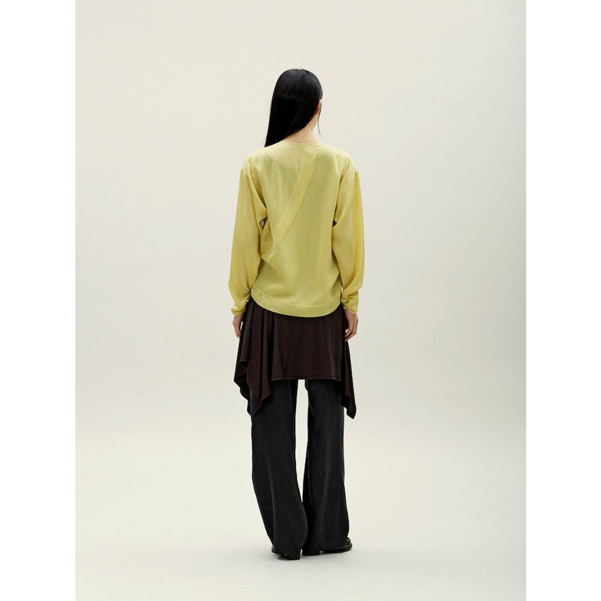 앙개(ANGGAE) Tulip Crop Blouse   Lemon