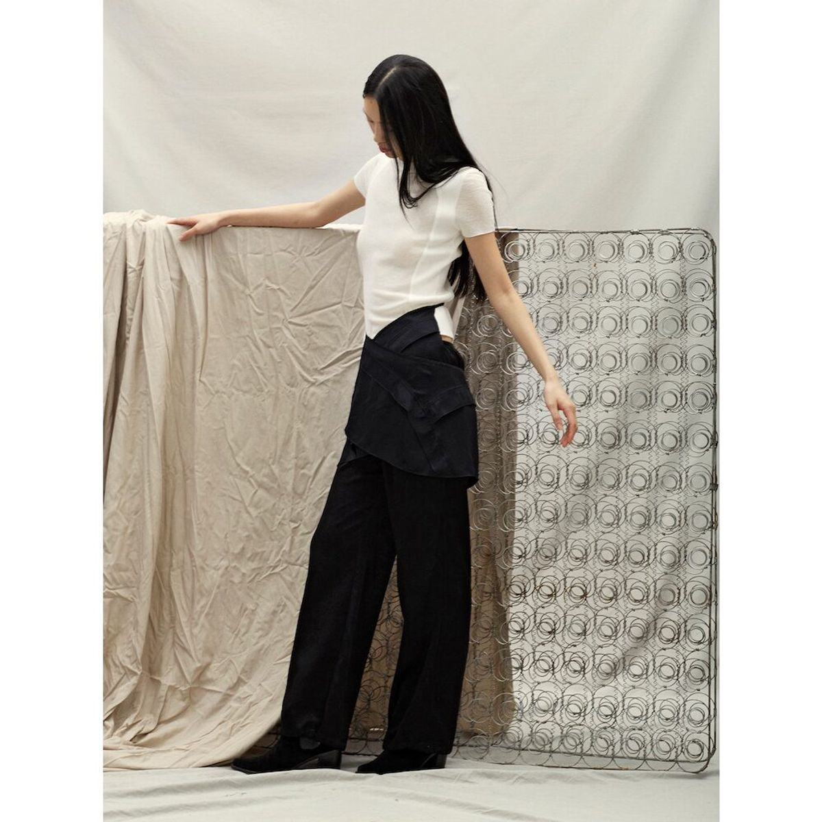 앙개(ANGGAE) Contrast Knit TShirt  White