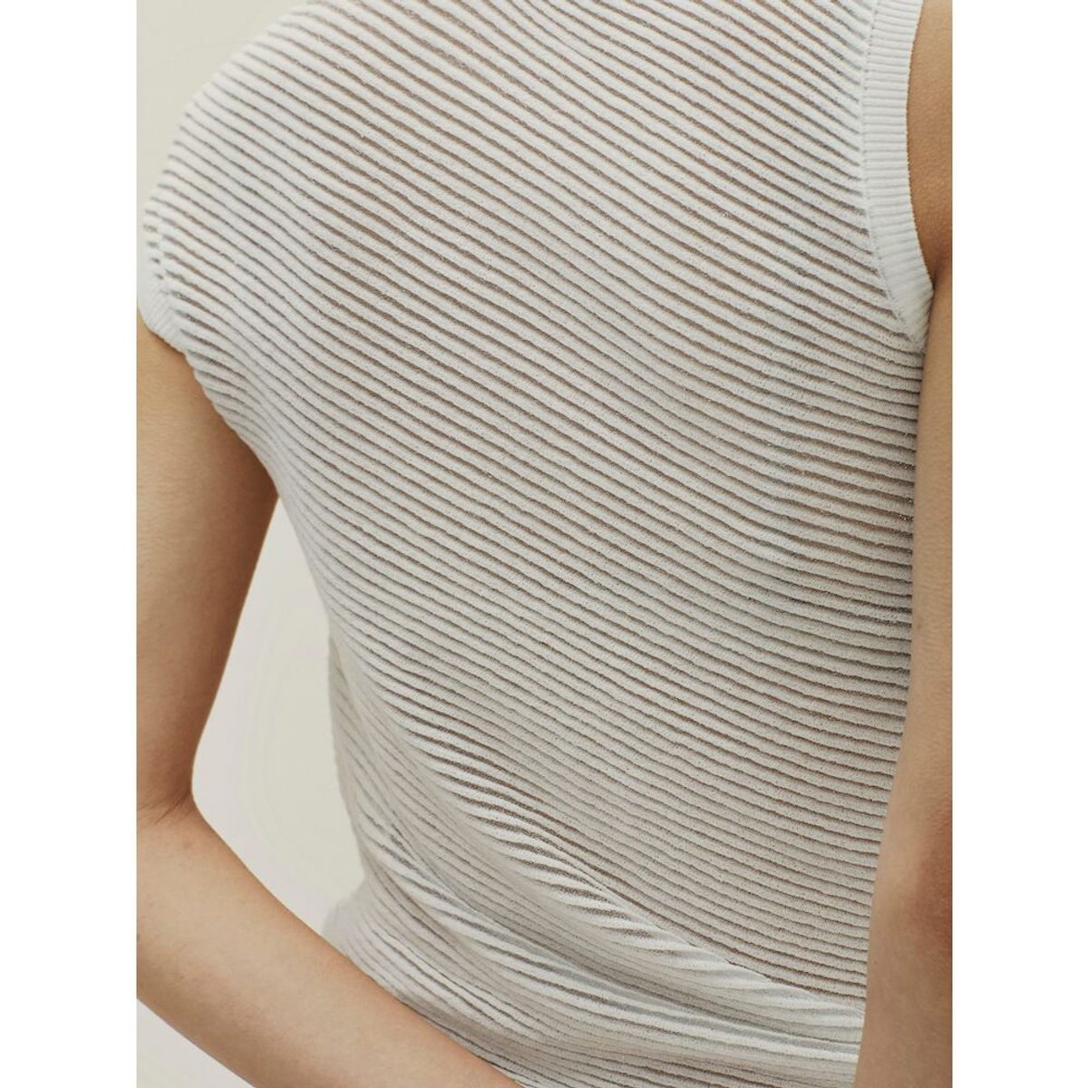 앙개(ANGGAE) Unbalanced Twill Knit   White