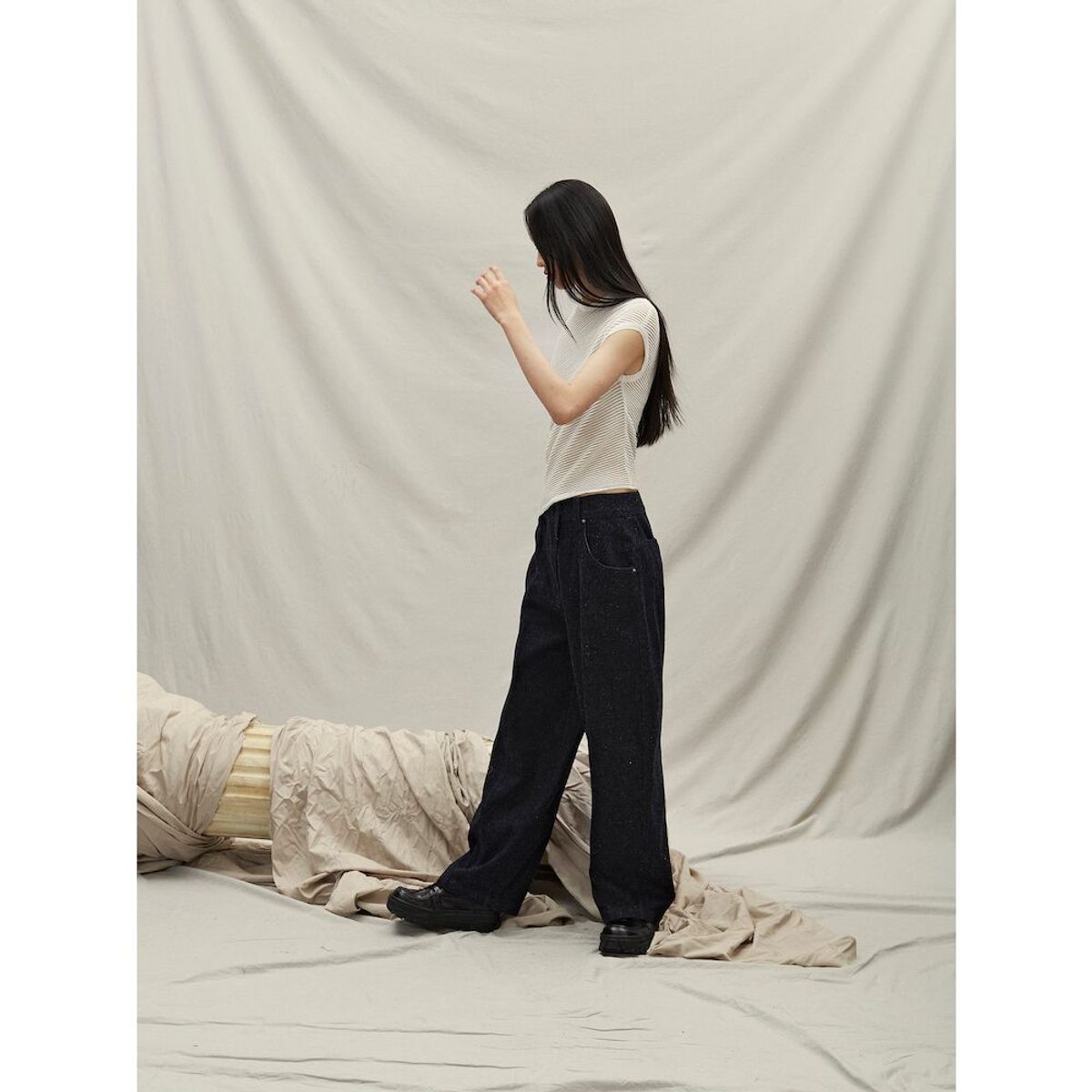 앙개(ANGGAE) Unbalanced Twill Knit   White