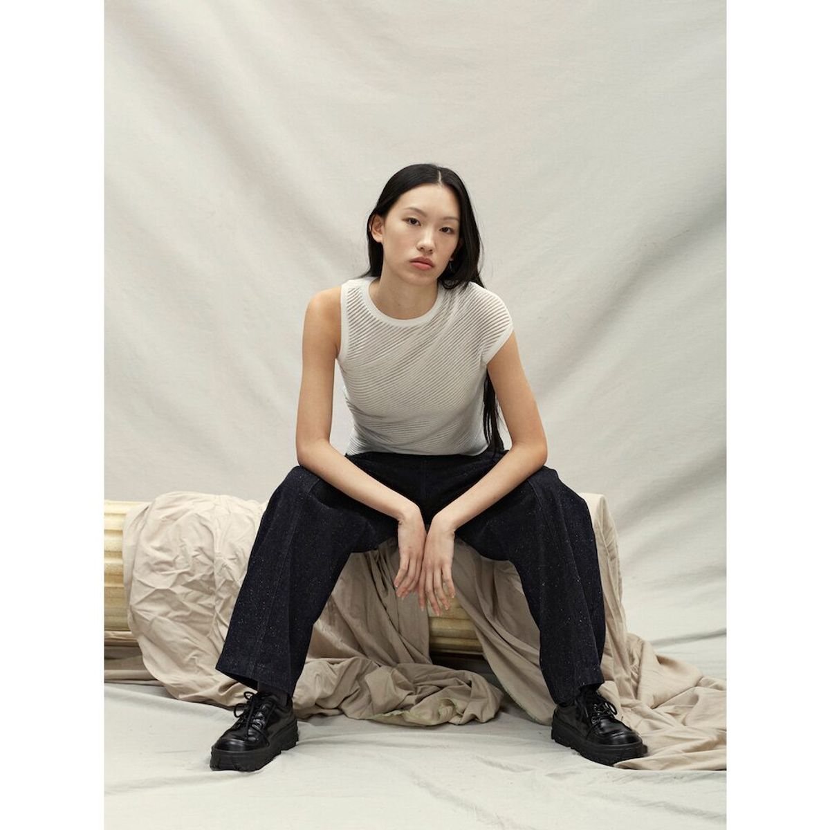 앙개(ANGGAE) Unbalanced Twill Knit   White