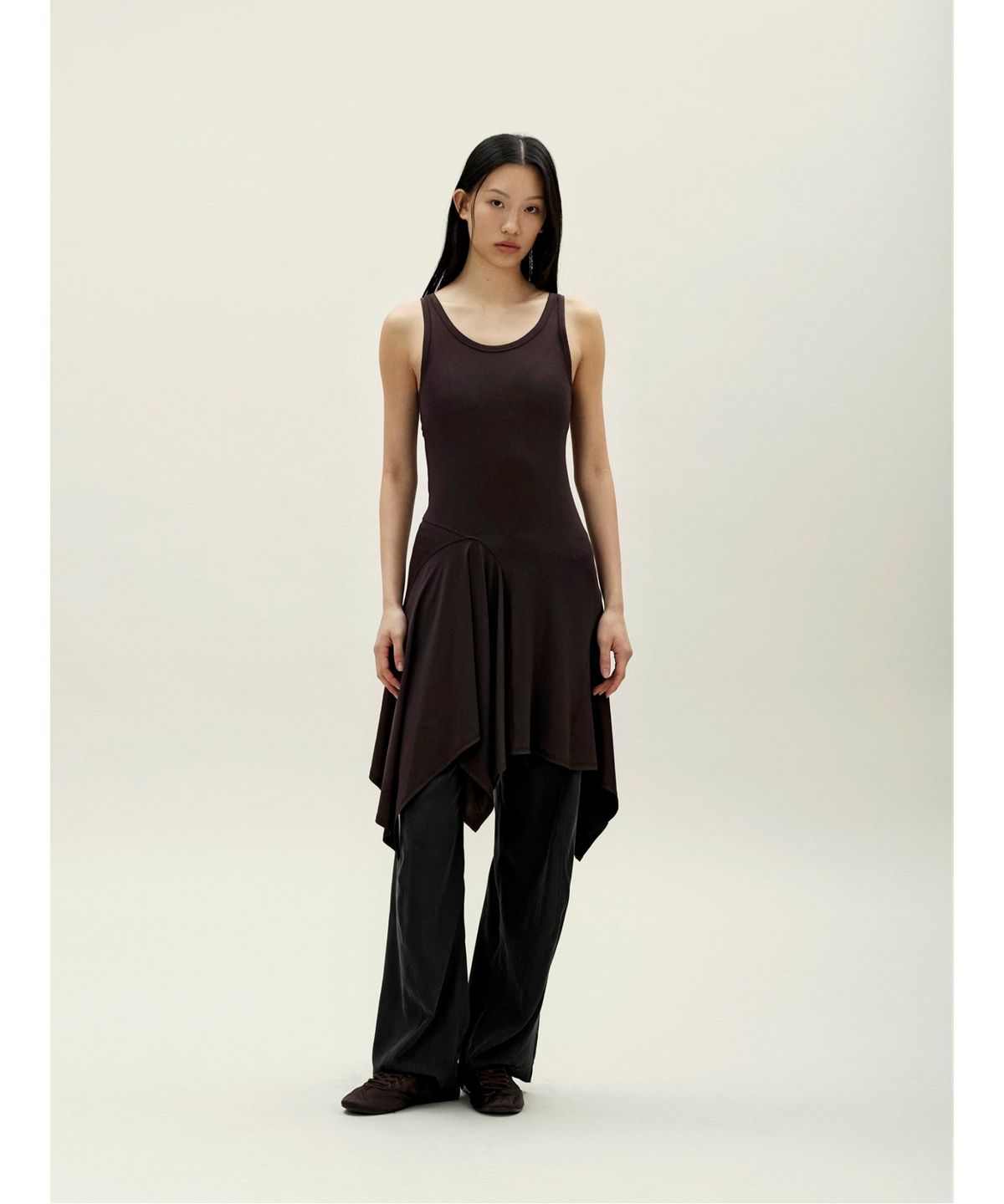 앙개(ANGGAE) Petal Jersey Dress   Brown