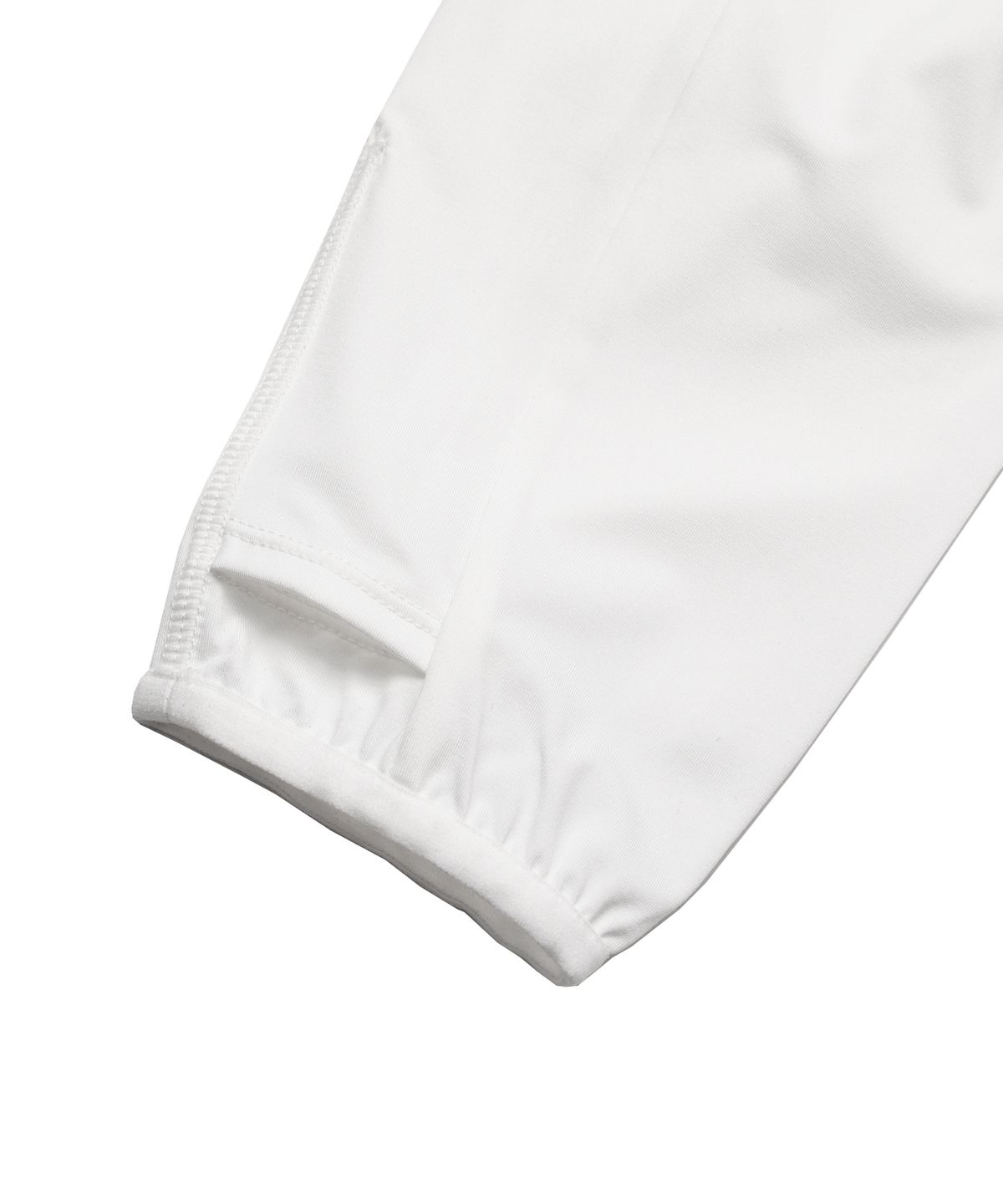 버터플라이 스포츠웨어(BUTTERFLY SPORTSWEAR) 퀵 드라이 레귤러핏 긴팔 티셔츠 화이트