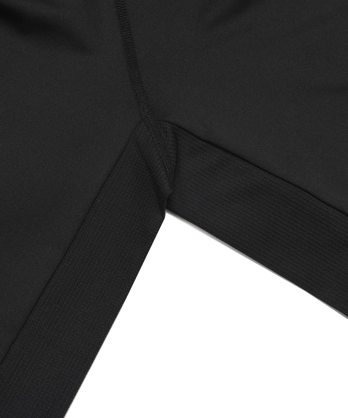 버터플라이 스포츠웨어(BUTTERFLY SPORTSWEAR) 퀵 드라이 레귤러핏 긴팔 티셔츠 블랙