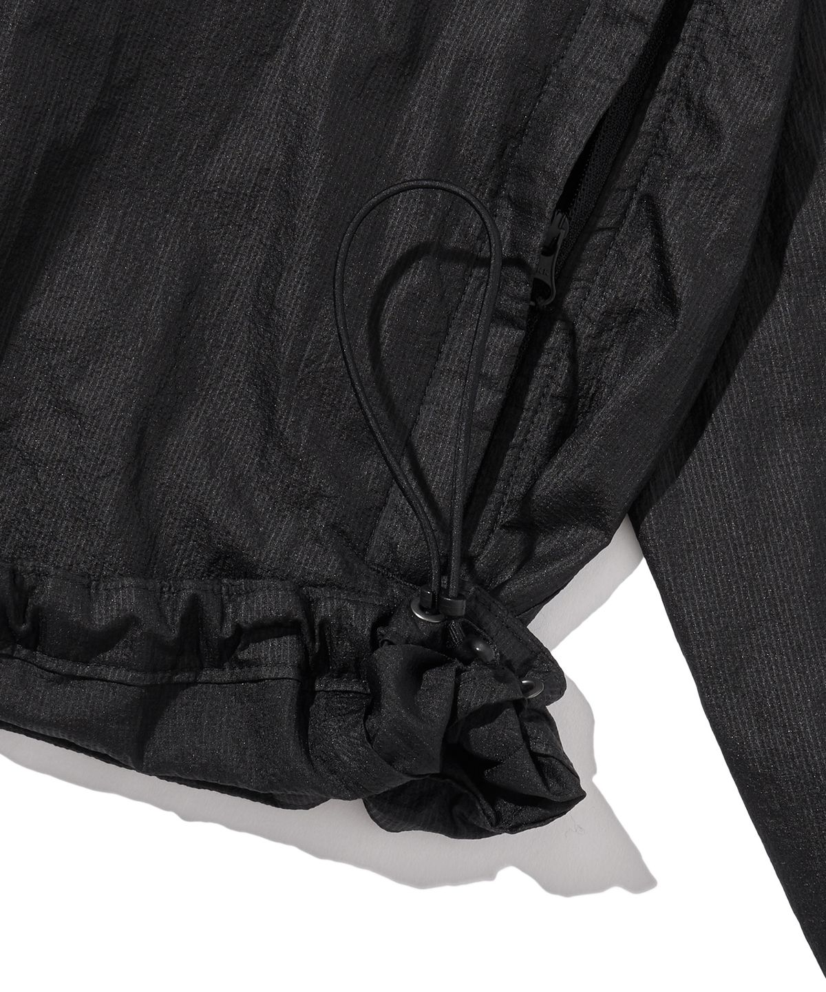 버터플라이 스포츠웨어(BUTTERFLY SPORTSWEAR) 커브라인 캡 후드 바람막이 자켓 블랙