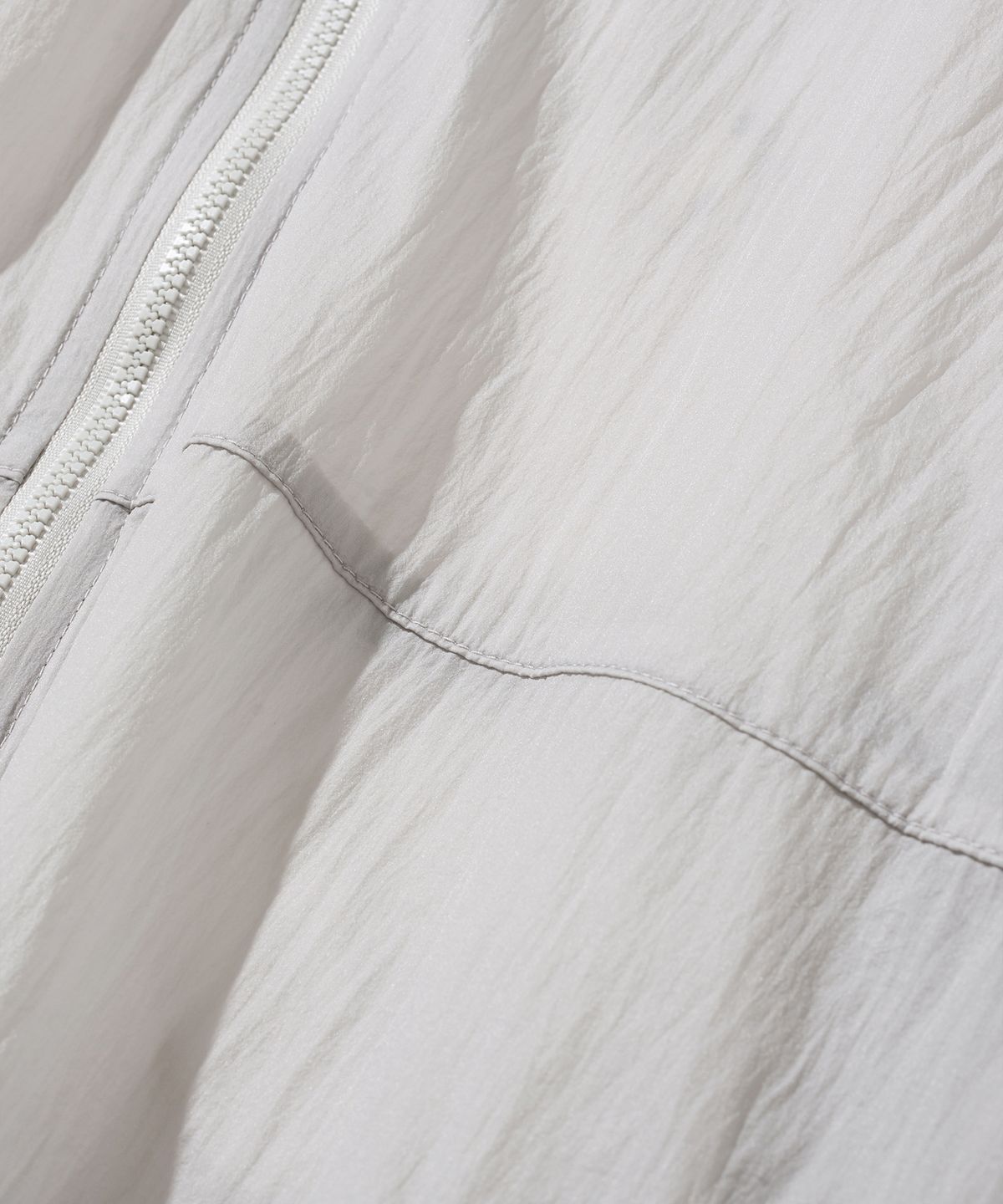 버터플라이 스포츠웨어(BUTTERFLY SPORTSWEAR) 스트링 후드 바람막이 그레이