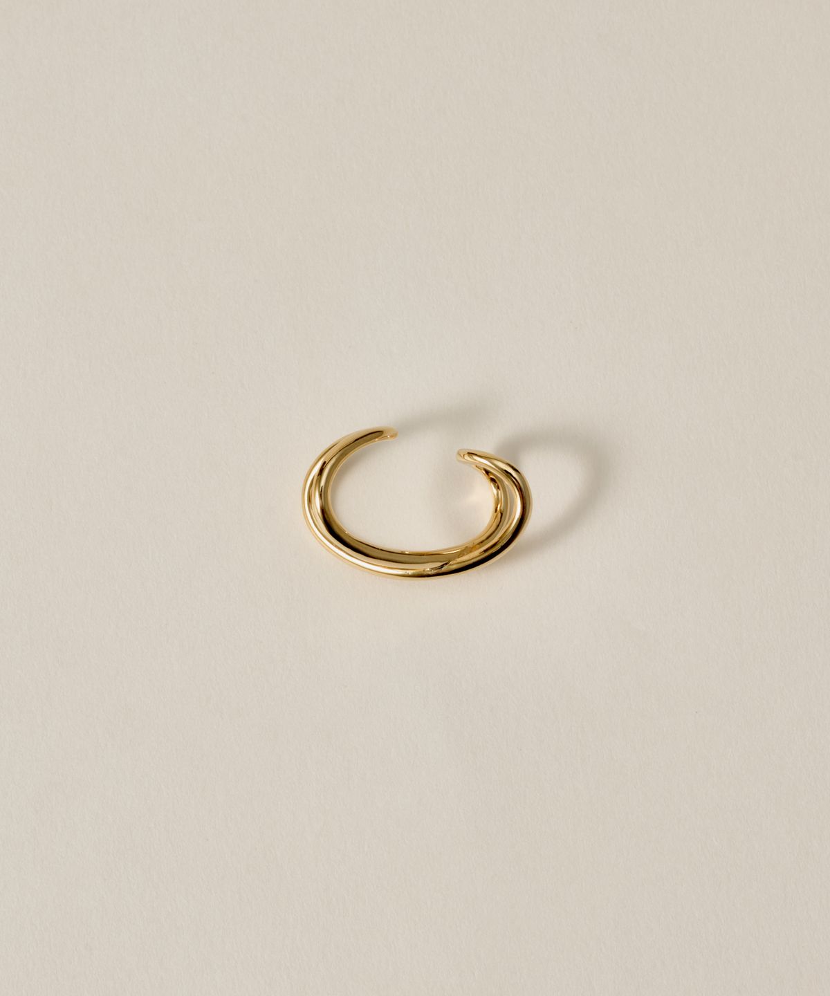 노비스도쿄(NOVICE TOKYO) 로우 크로스 라인 이어커프 Lower Cross Line Ear Cuff/ Gold