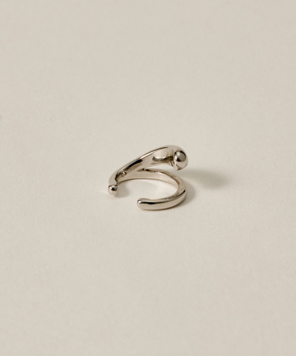 노비스도쿄(NOVICE TOKYO) 미니 더블 레이어드 이어커프 Mini Double Nuance Ear Cuff/ Silver